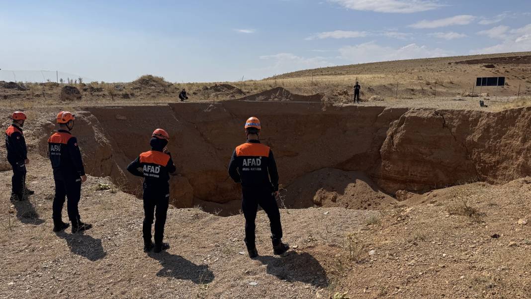 Konya'nın korkunç gerçeği durdurulamıyor! AFAD güncellenen obruk sayısını duyurdu 1